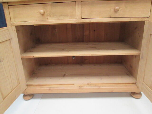 Buffet pine of Danish origin XX