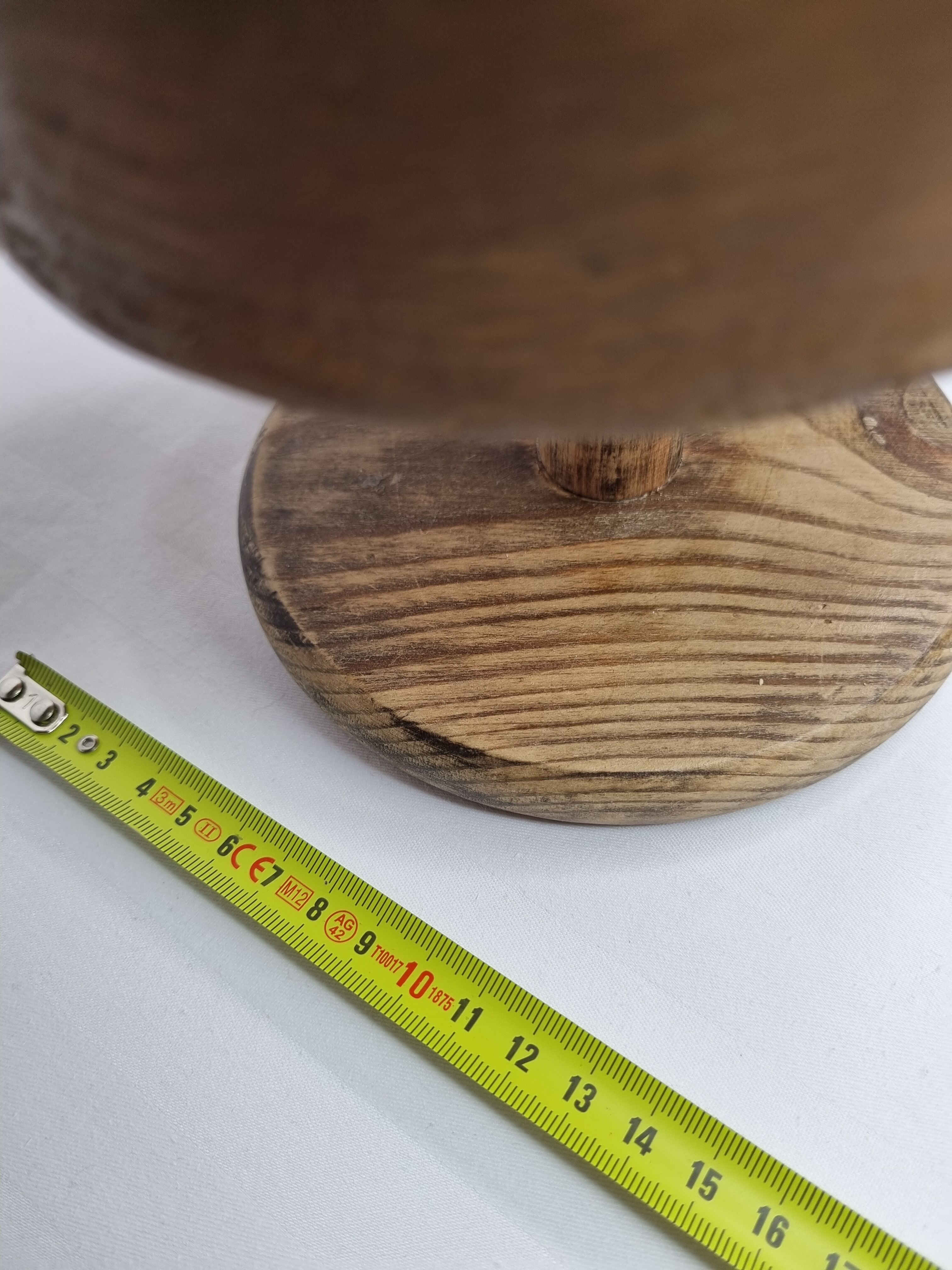 Forme à chapeau en bois ancienne sur pied, 1900