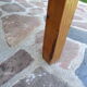 Table basse orme massif d'esprit brutaliste
