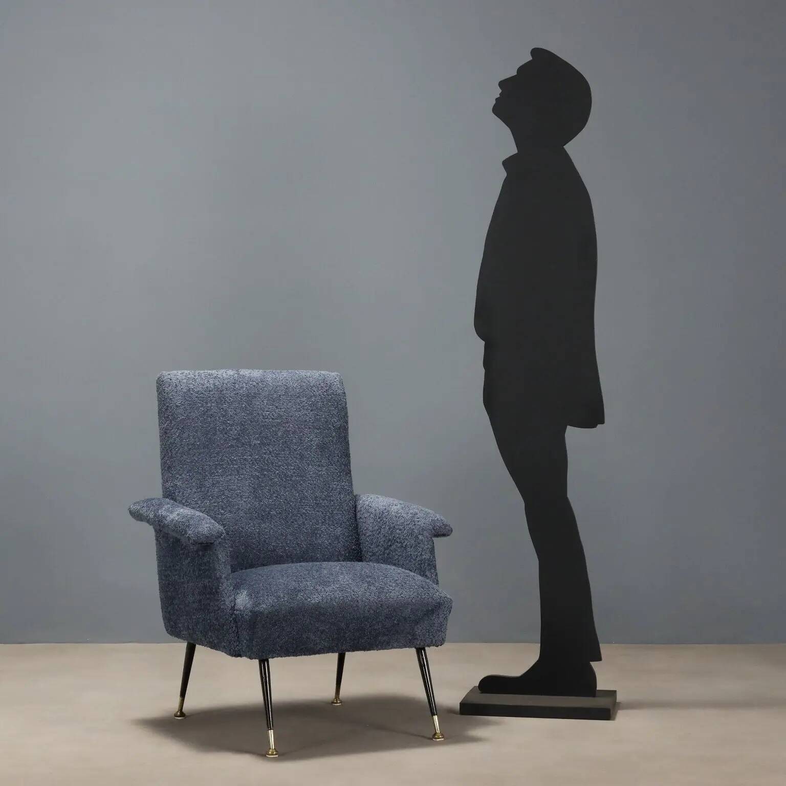Fauteuil vintage en tissu et métal avec embouts en laiton, Italie, années 1960