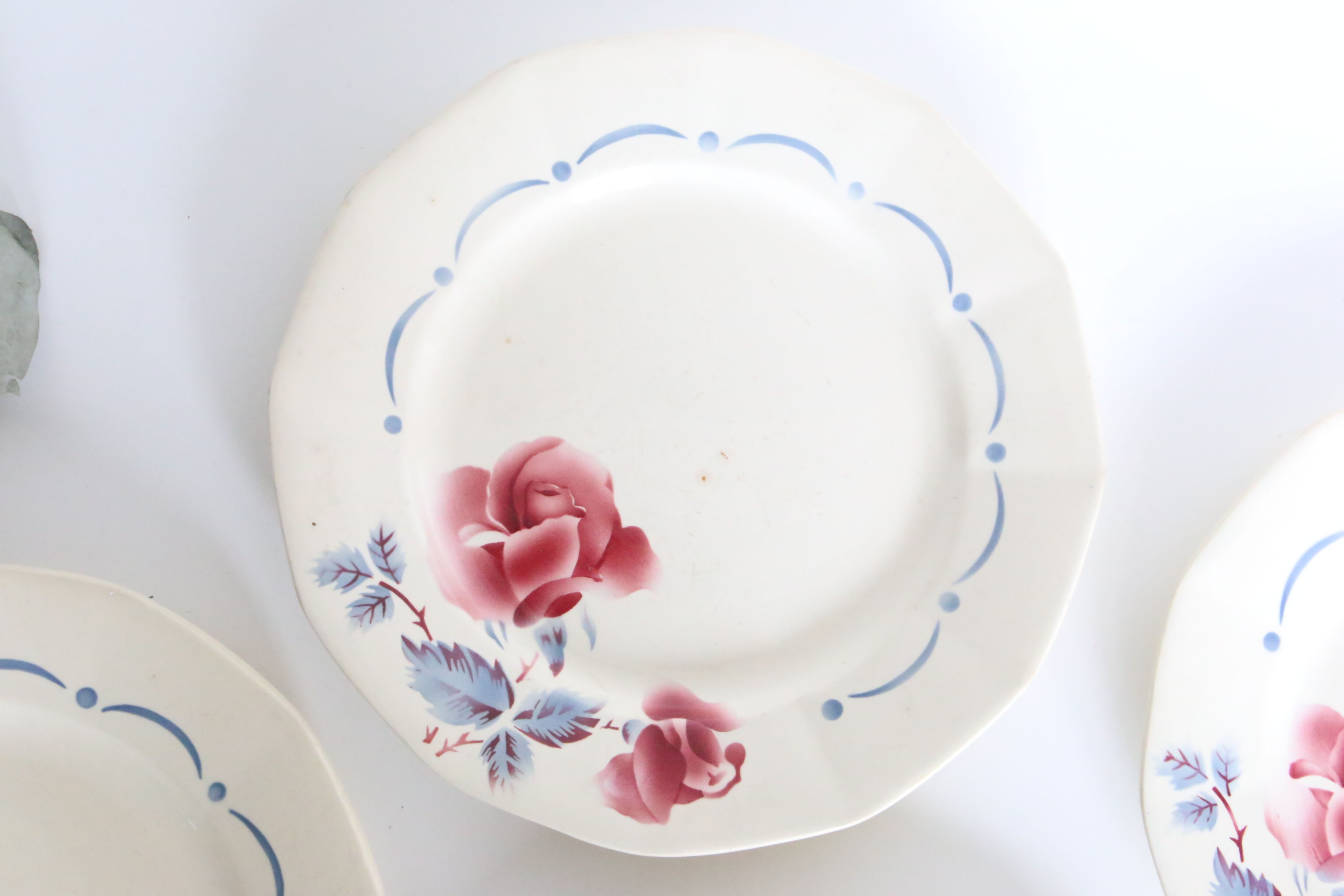 Set of 4 flat plates Sarreguemines Digoin Boulogne motif