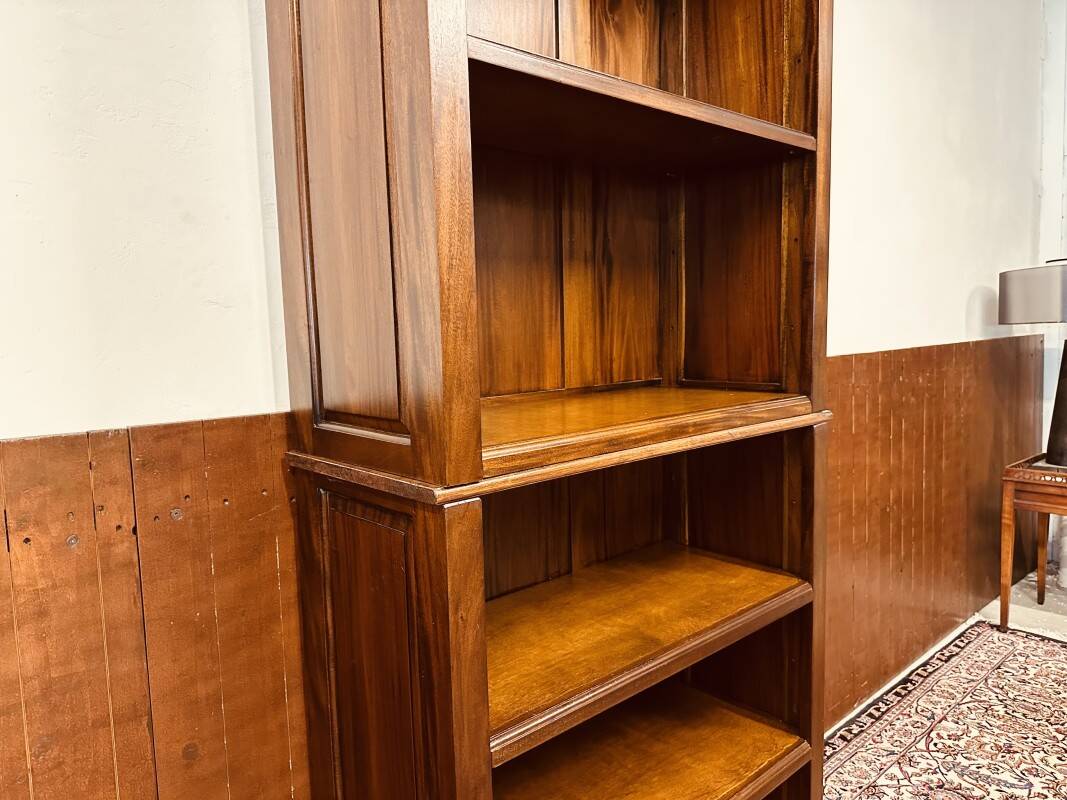 Classical English Bookcase