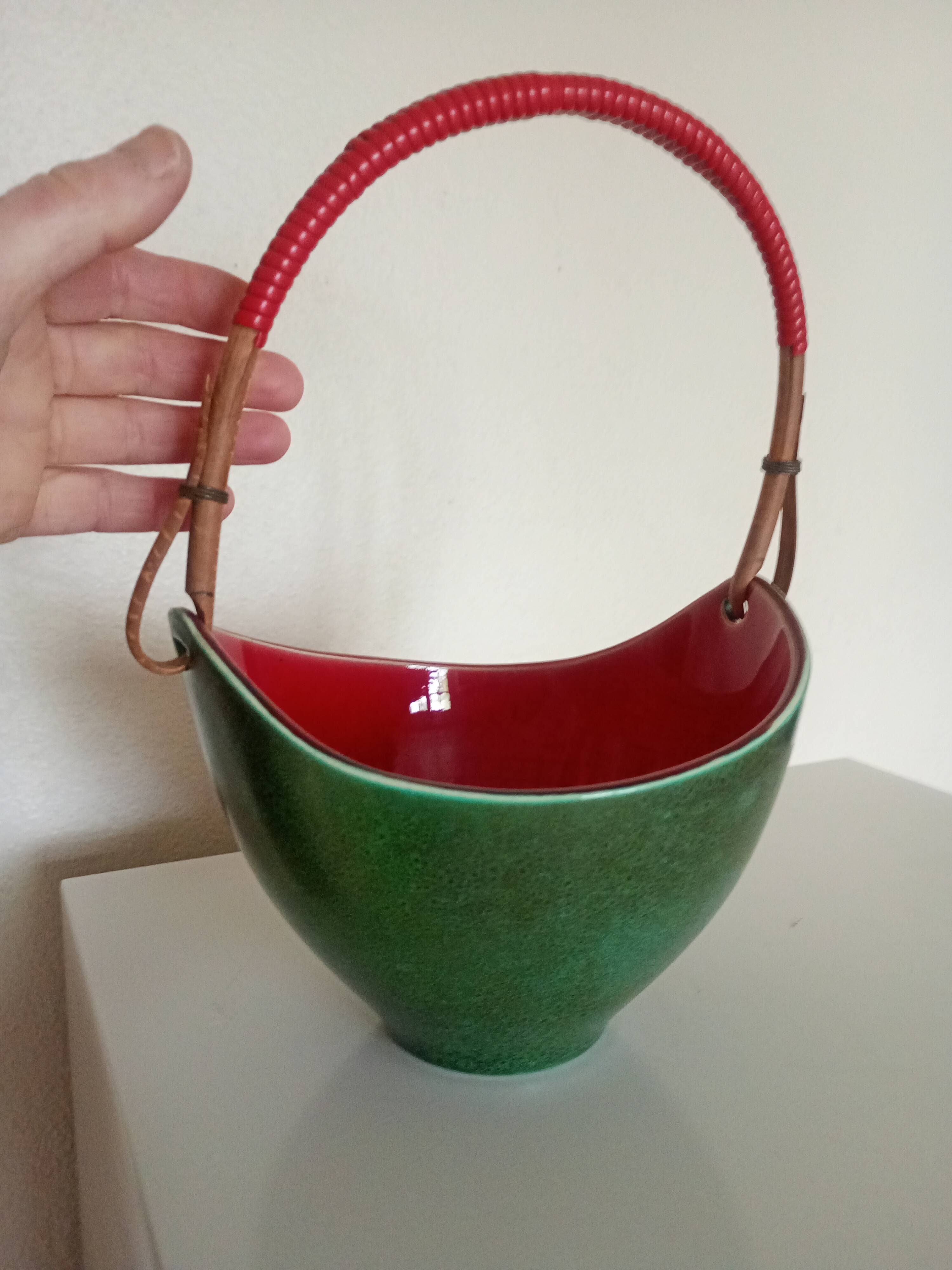 Leon elchinger soufflenheim - red and green ceramic fruit basket with handle