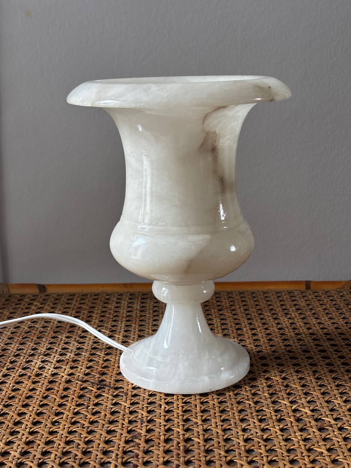 Lampe Médicis en albâtre