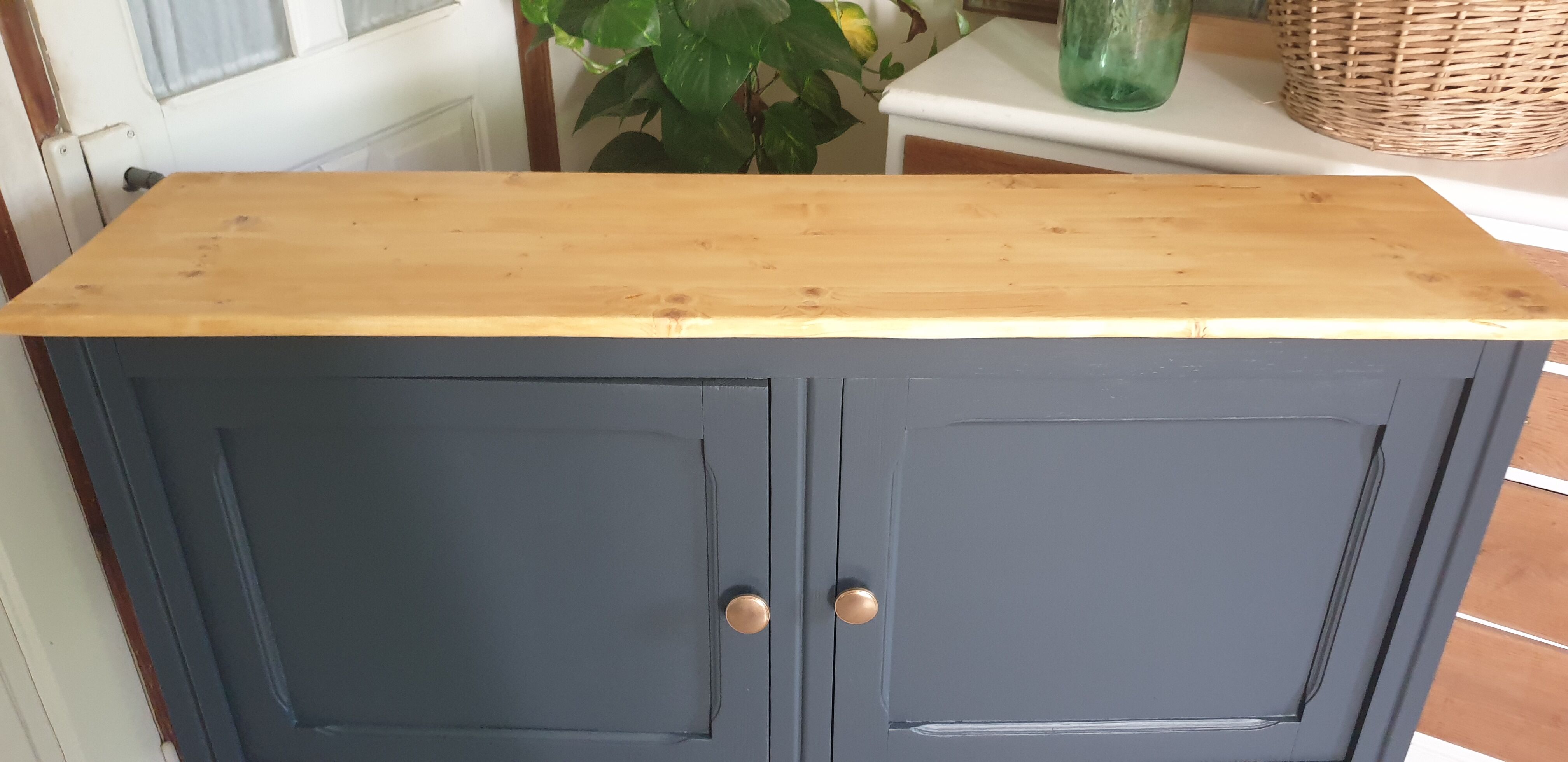 Parisian buffet anthracite gray