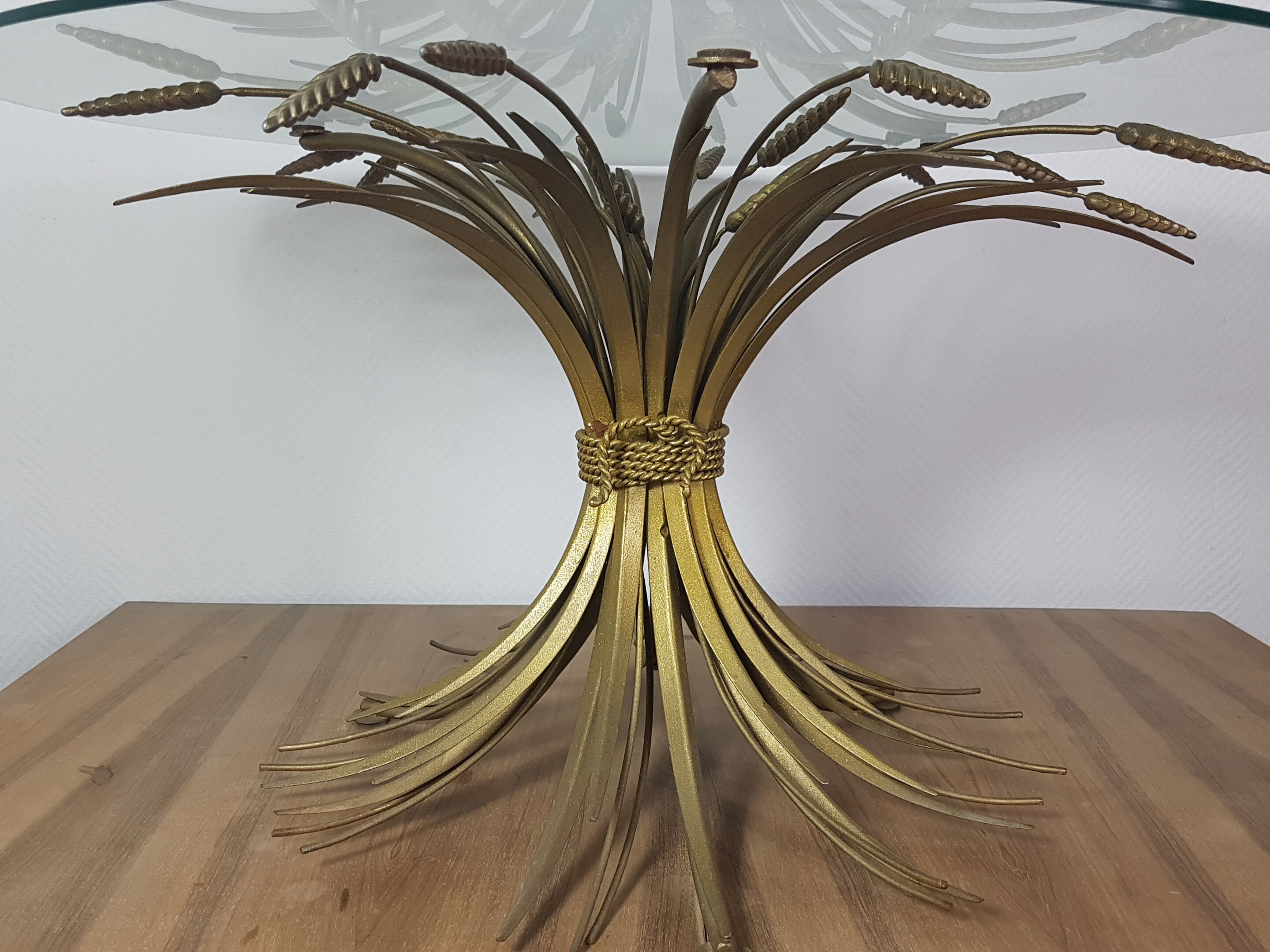 Table basse ronde gerbe de blé 1970