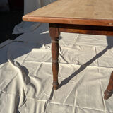 Community table