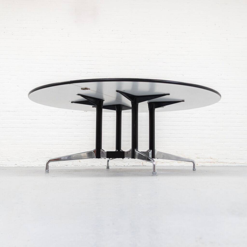 Segmented Table by Charles & Ray Eames for Herman Miller 1970s