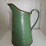 Green broc in enamelled sheet metal with floral patterns
