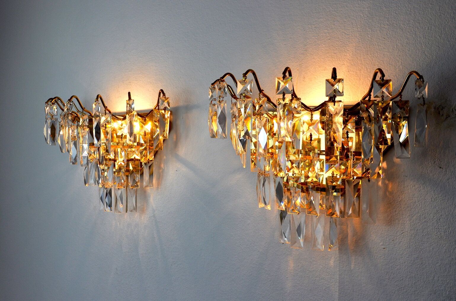 Paire d'applique Regency, cristaux taillés, Espagne, 1980