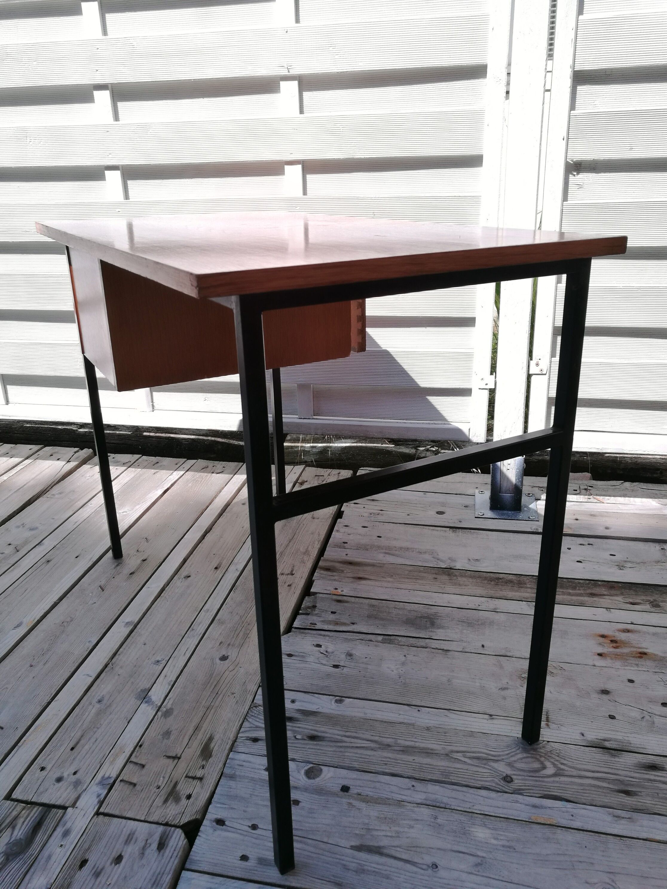 Bureau moderniste année 50