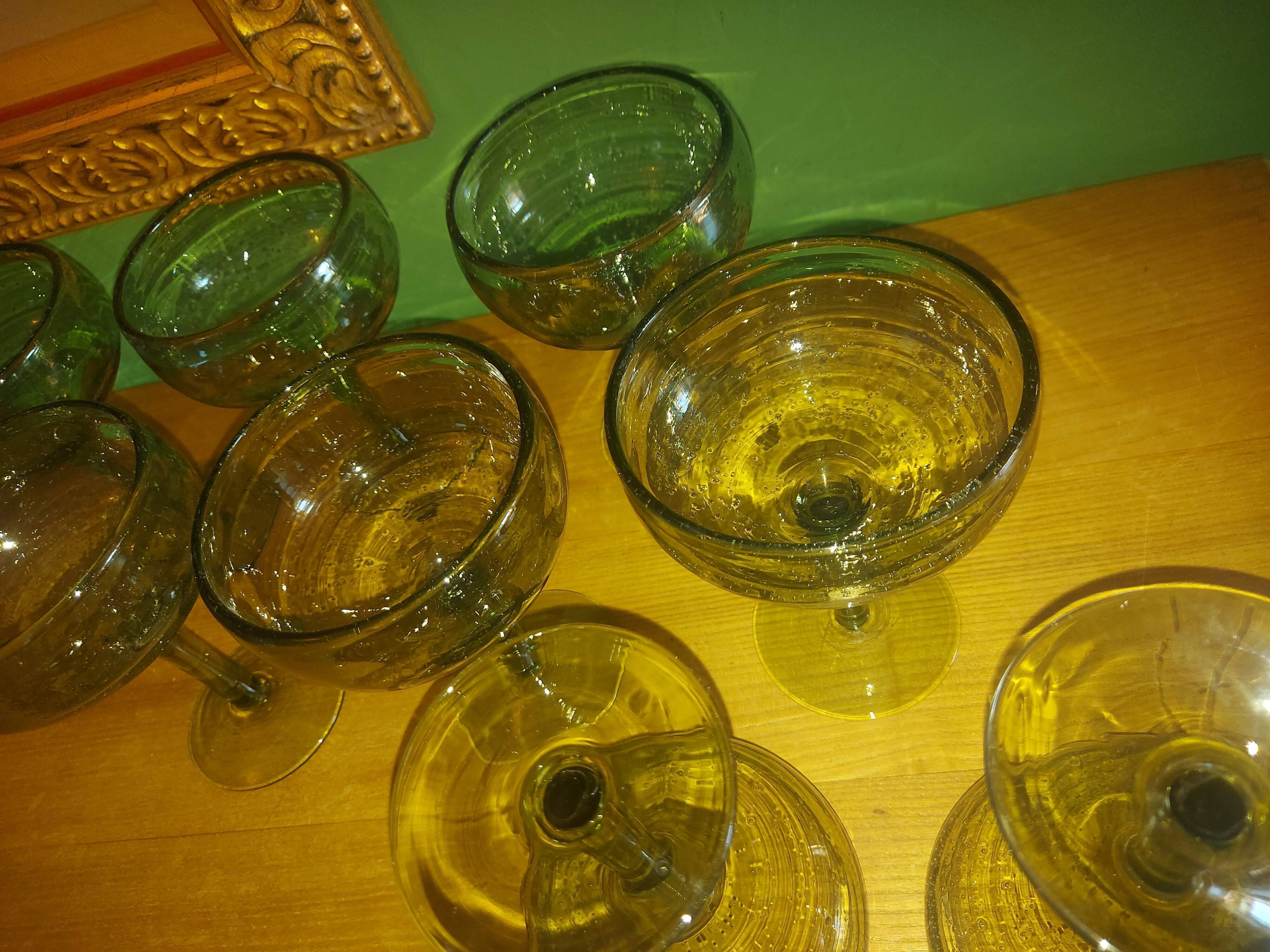 8 glasses in blown glass from Biot (cocktail, fruit cup)