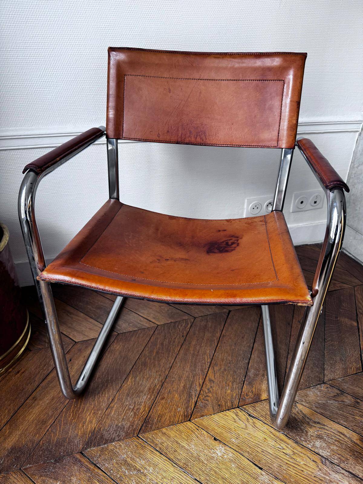 4 Matteo Grassi cantilever chairs in cognac leather