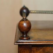 Bureau Demi-Lune en Cuir de Patrick Beakey Dublin circa 1850