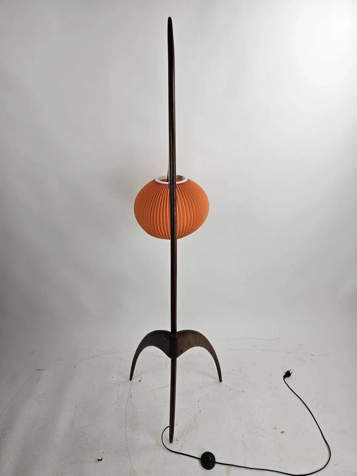Floor lamp “Praying Mantis” by Rispal – France 1950s