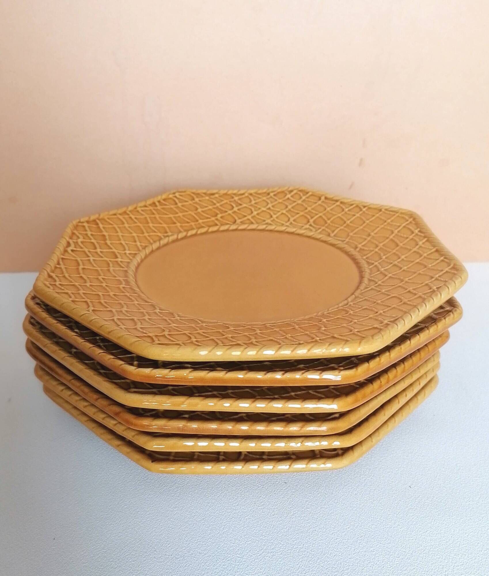 6 dessert plates Bordallo Pinheiro barbotine