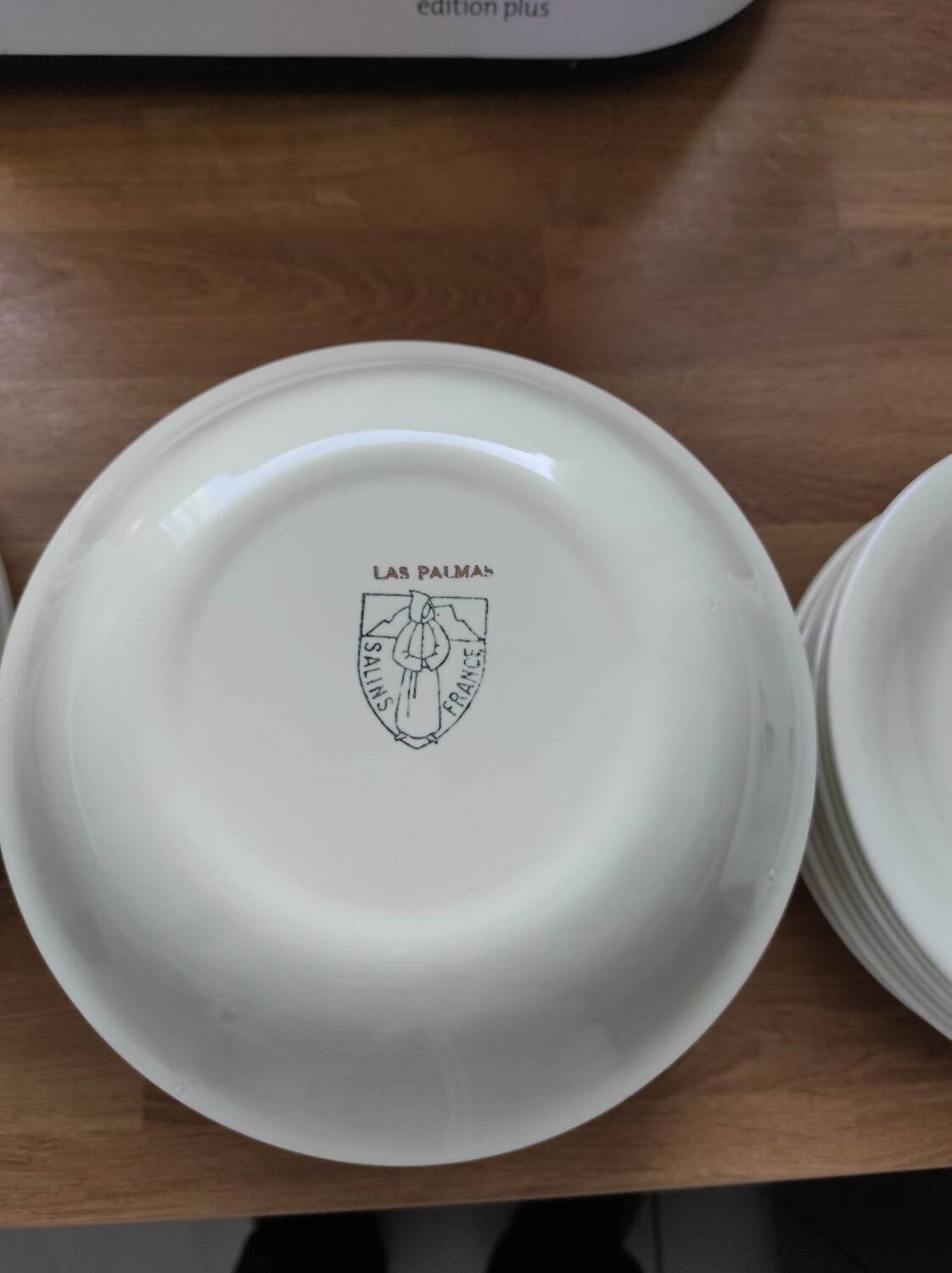 Service plates Salins France Las Palmas