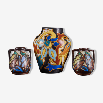 Ensemble unique de 3 vases en céramique peints à la main très colorés avec un design floral