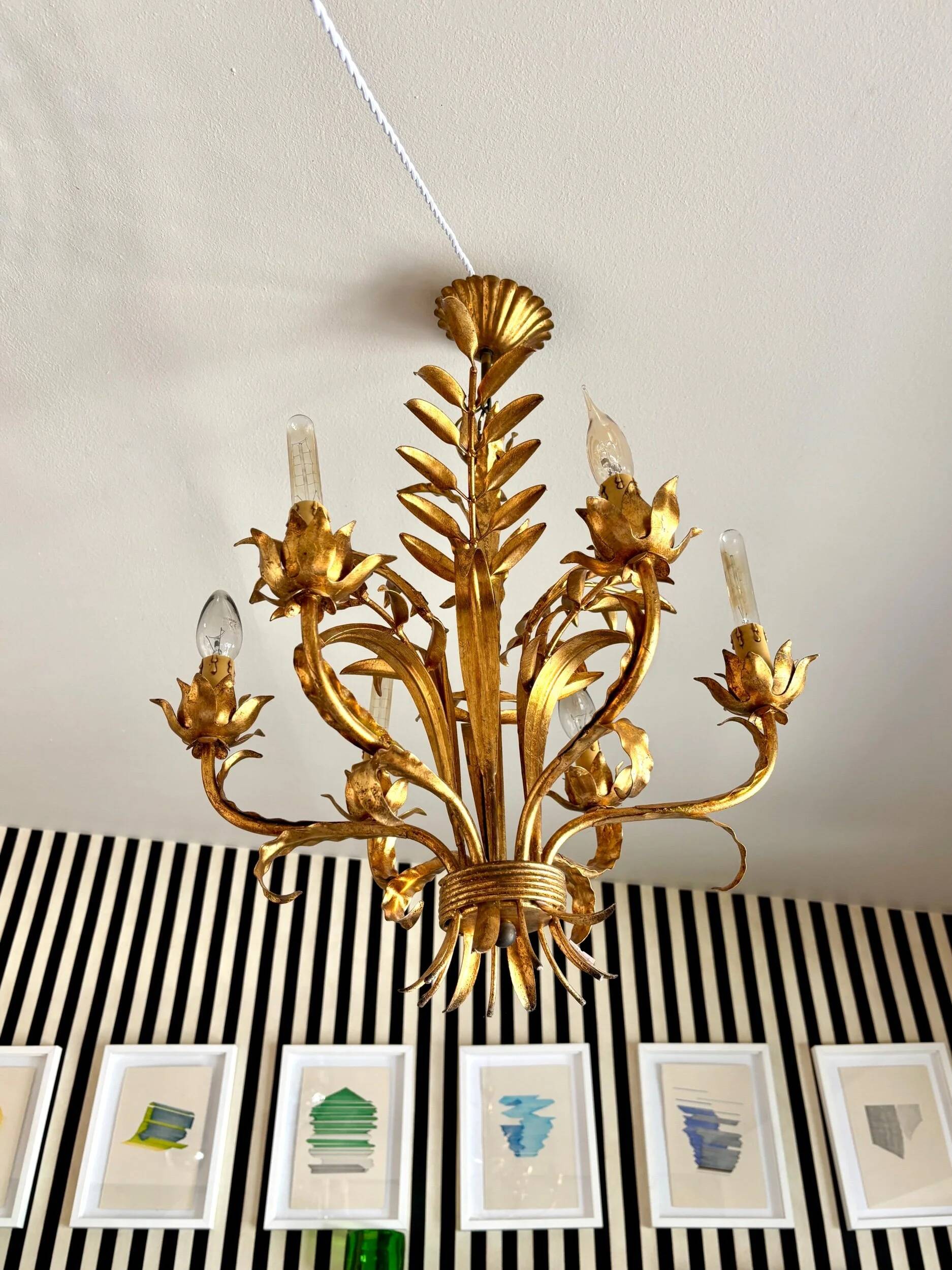 6-light chandelier in gold metal