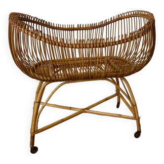 Rattan cradle