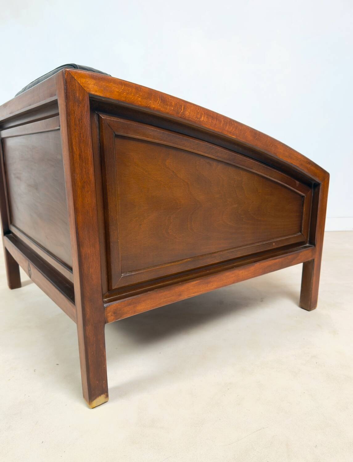 Armchair in the style of Tobia Scarpa