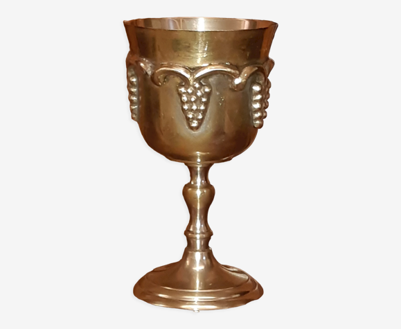 Wine chalice cup in silver bronze decoration of grapes in relief | Selency