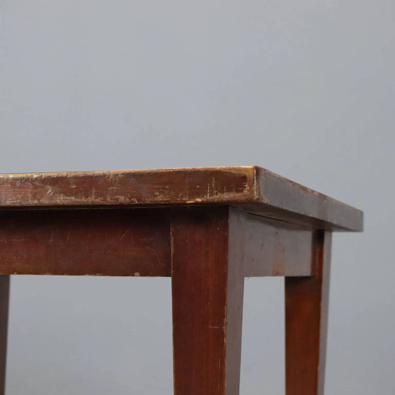 Vintage coffee table in painted beech and mahogany, design, Italy, 1950s.