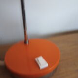 Eye ball table lamp