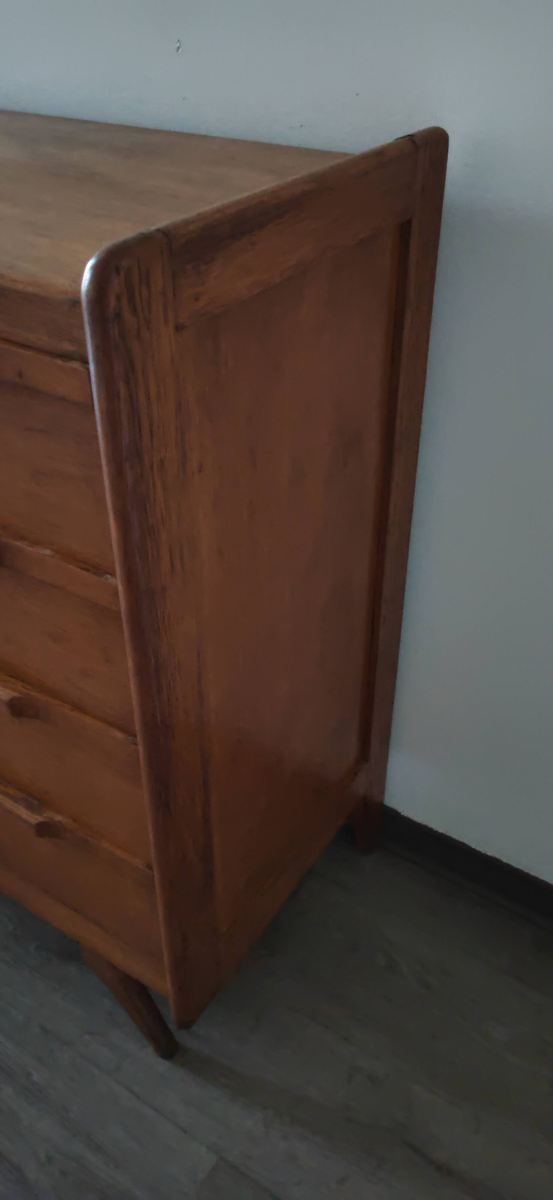 Scandinavian chest of drawers