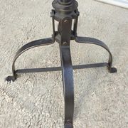 Bienaise stool of the years 1935, model 203 with 4 flat iron cathedral legs joined by a