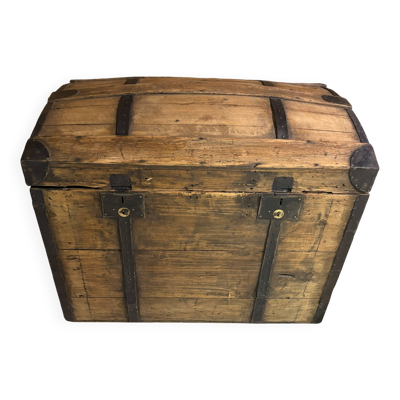 Malle ancienne en bois rénovée – coffre de rangement / déco vintage