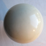 Twentieth art deco staircase ball in beige porcelain and gilded brass