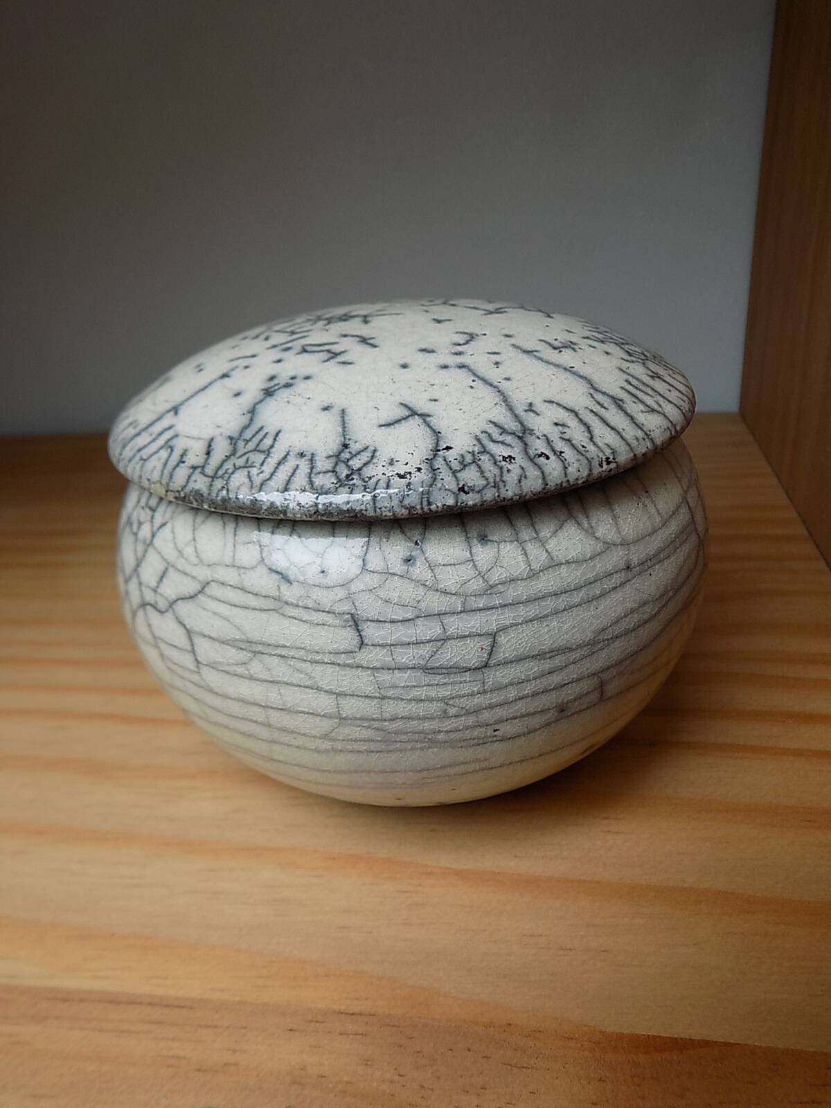 Pot – raku terracotta box