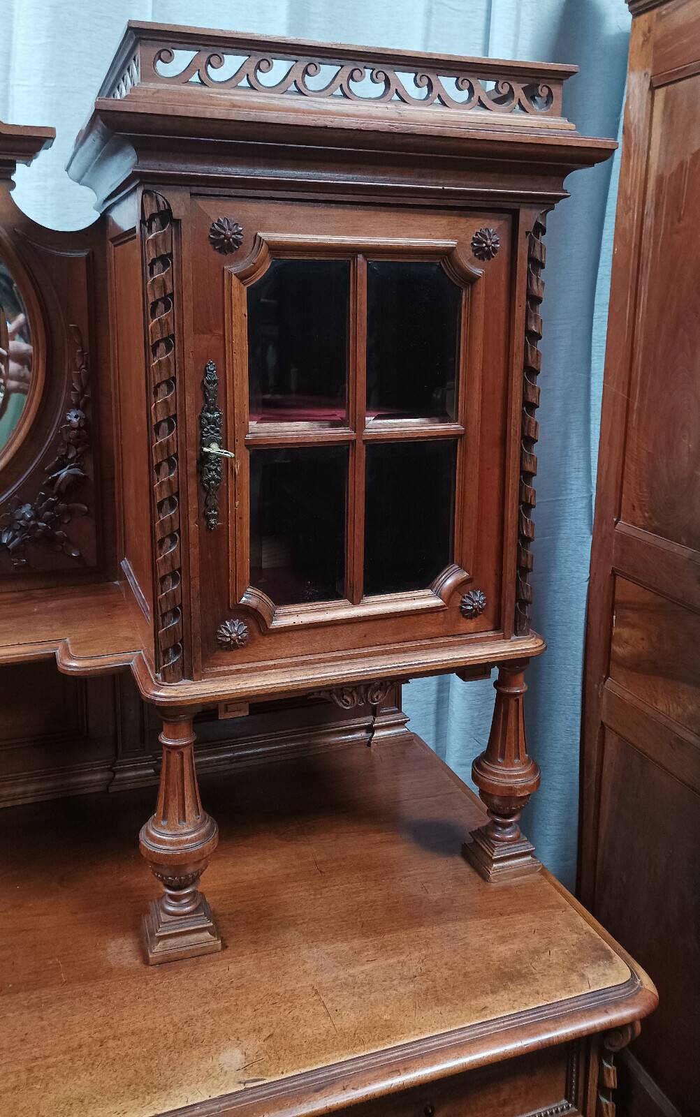 Louis XVI two-body buffet in carved walnut, 19th century.