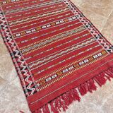 Tapis berbère marocain tissé à la main 100% laine biologique provenant