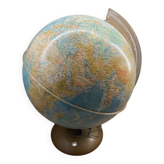 Terrestrial globe 90s (K)