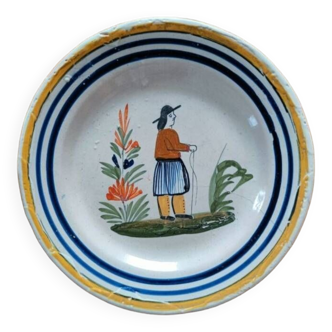 Henriot Quimper plate