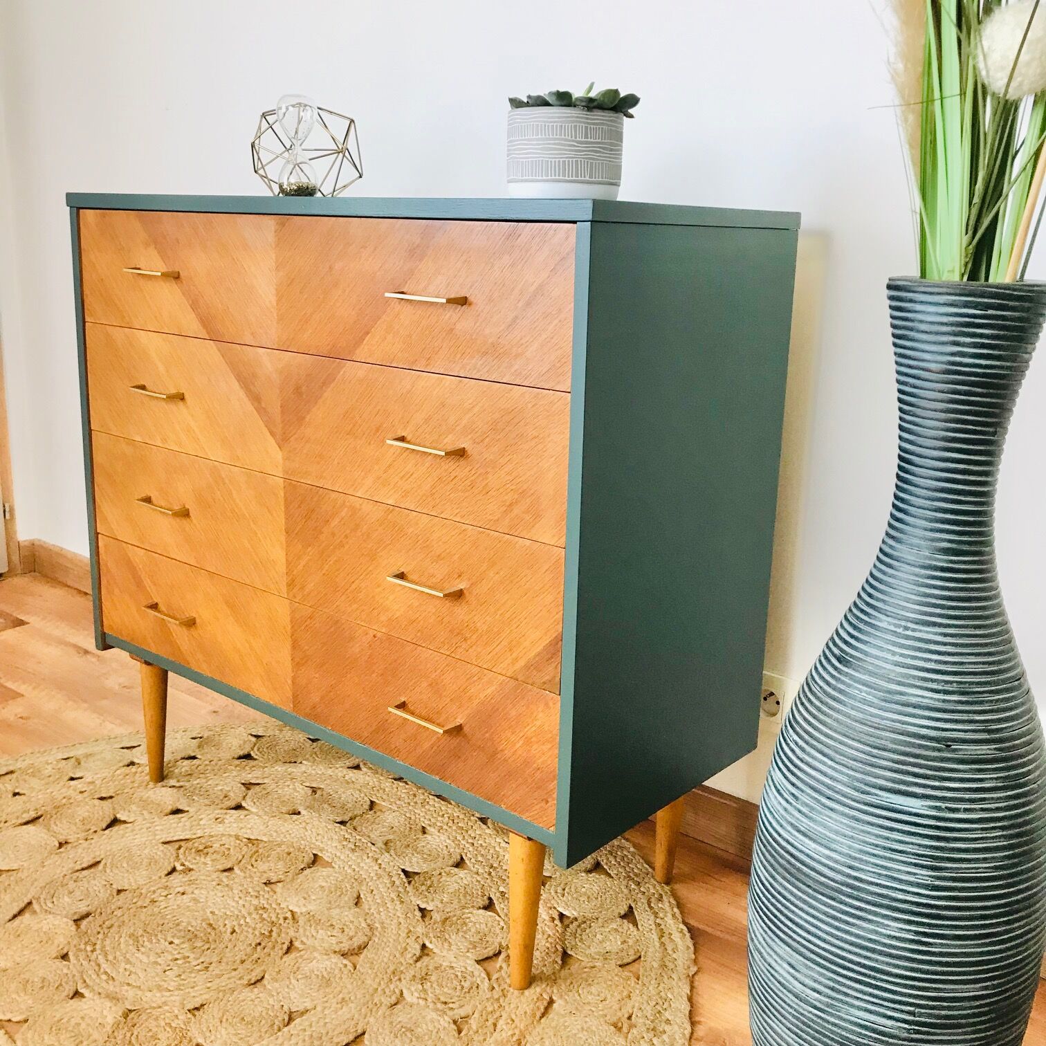 Vintage dresser