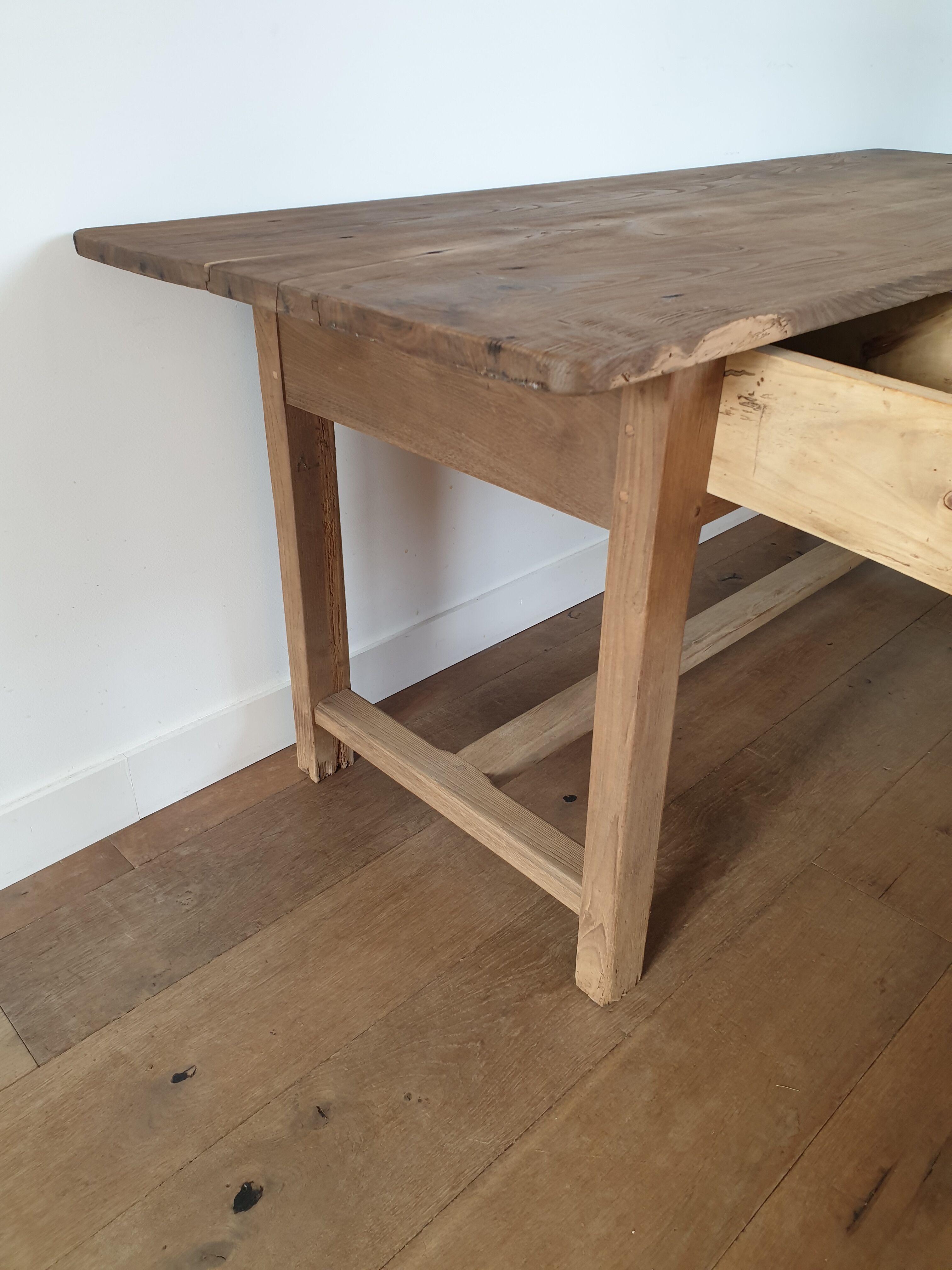 Table desserte