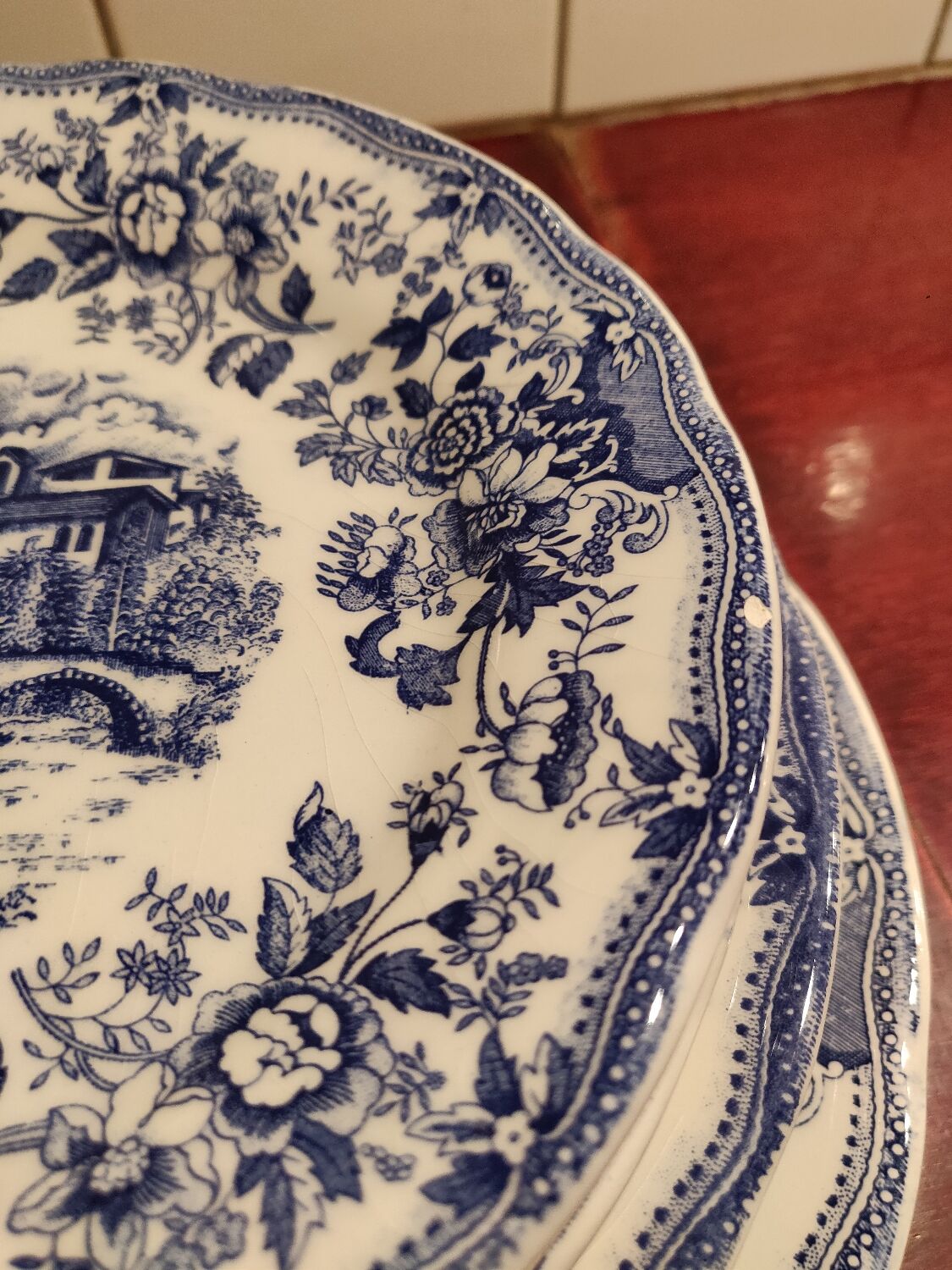 Service of antique Italian ceramic plates Promogros