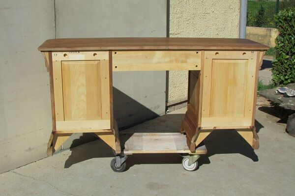 Minister in solid walnut desk