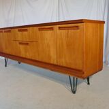 Scandinavian line in Meredew teak