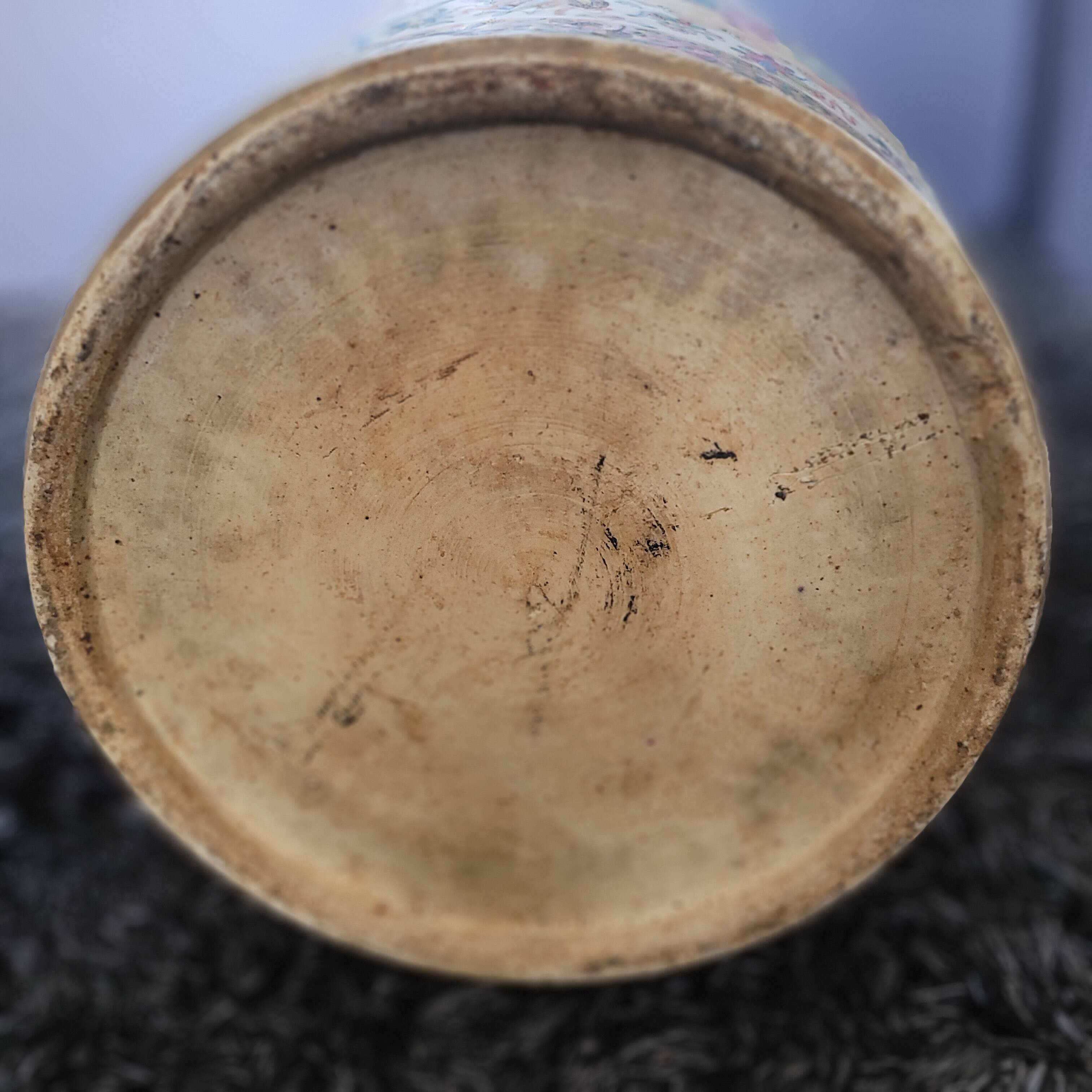 Very large Chinese vase (92 centimeters)