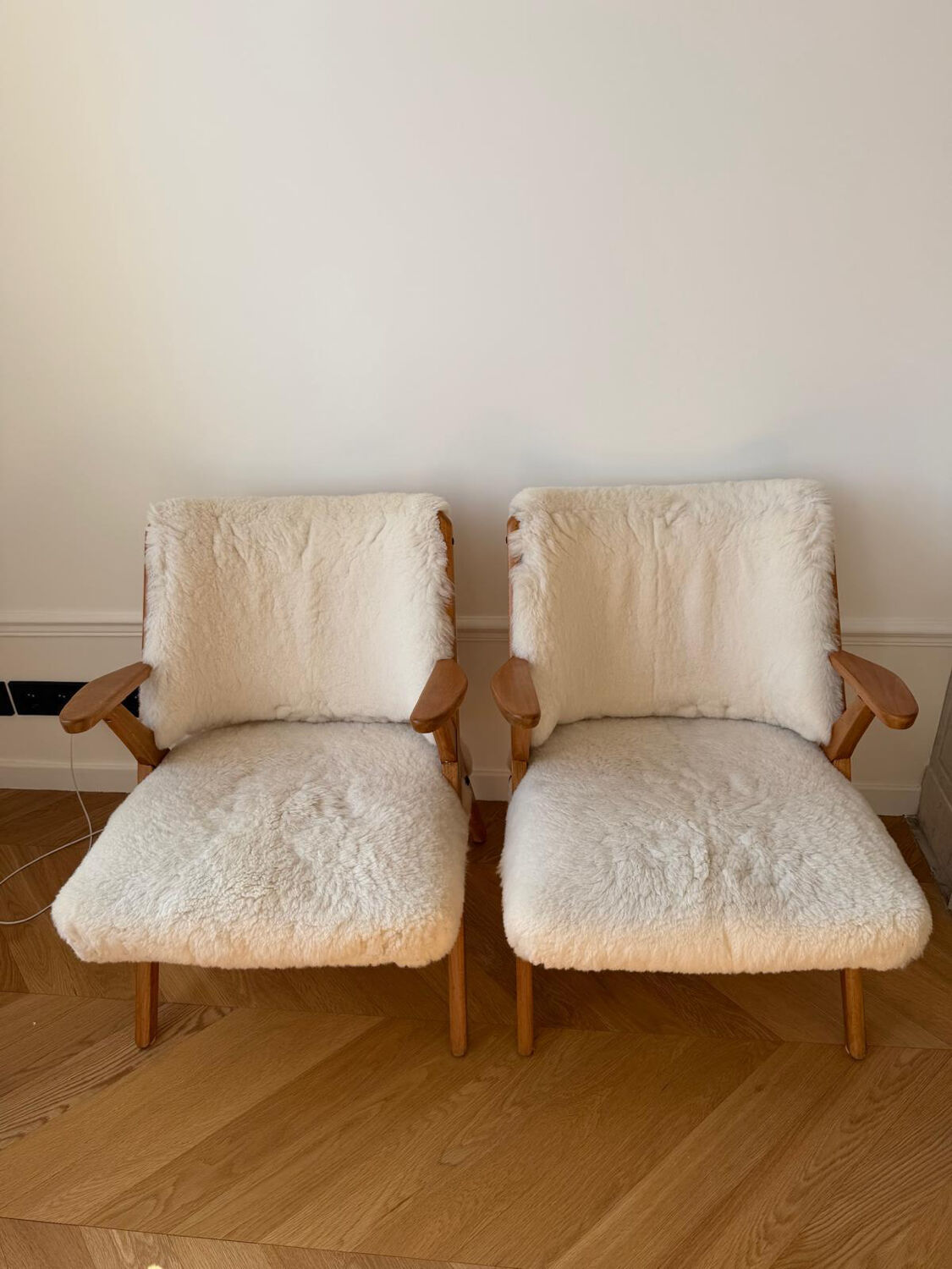 Pair of Vintage Italian Armchairs – Circa 1960 – Sheep Wool