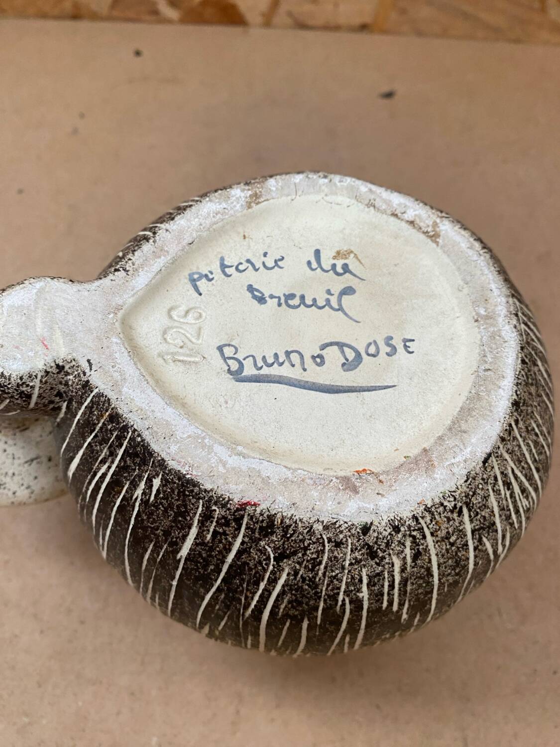 Old bruno dose pot breuil pottery mushroom shape