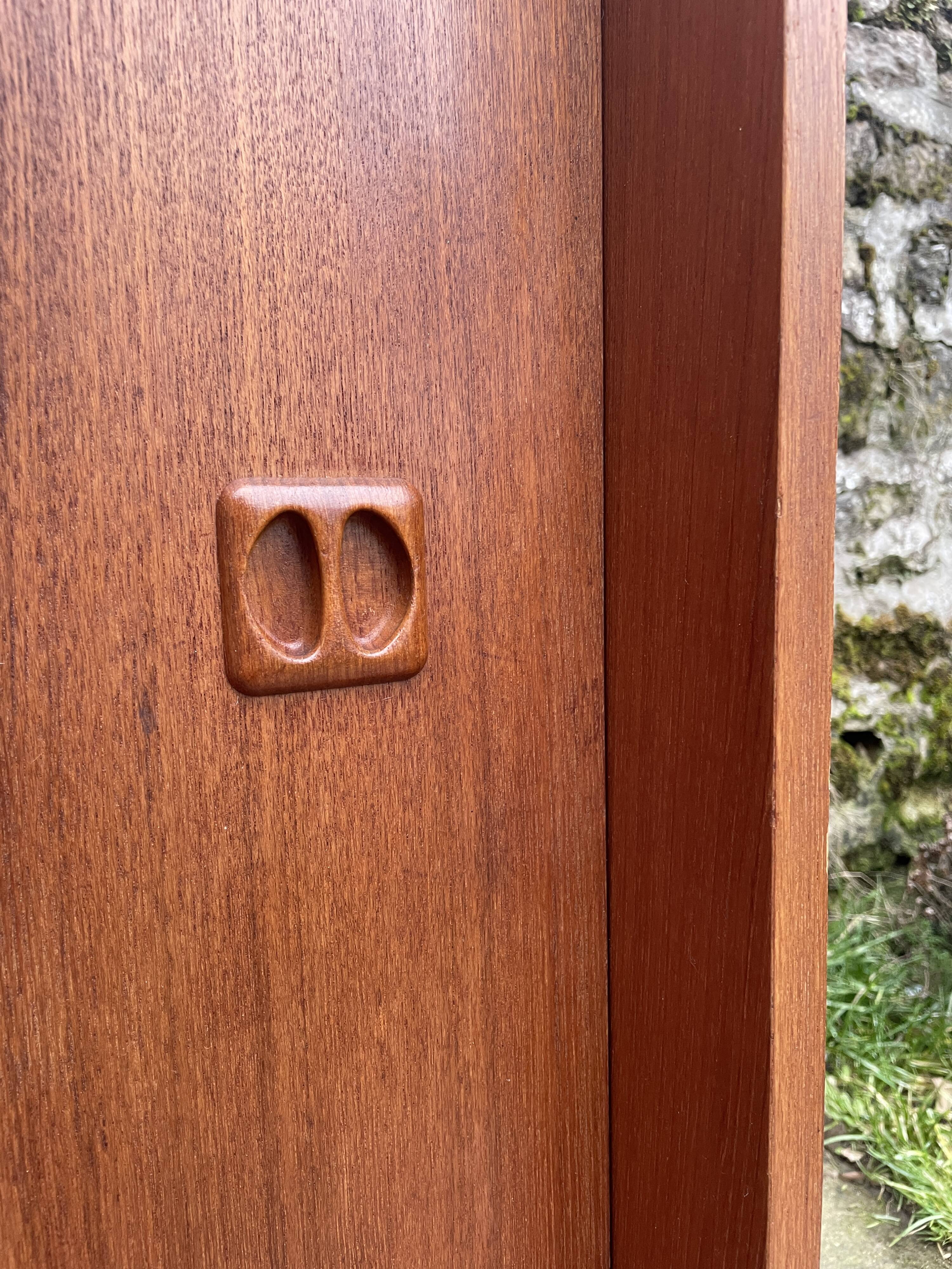 Buffet vitrine en teck 1970