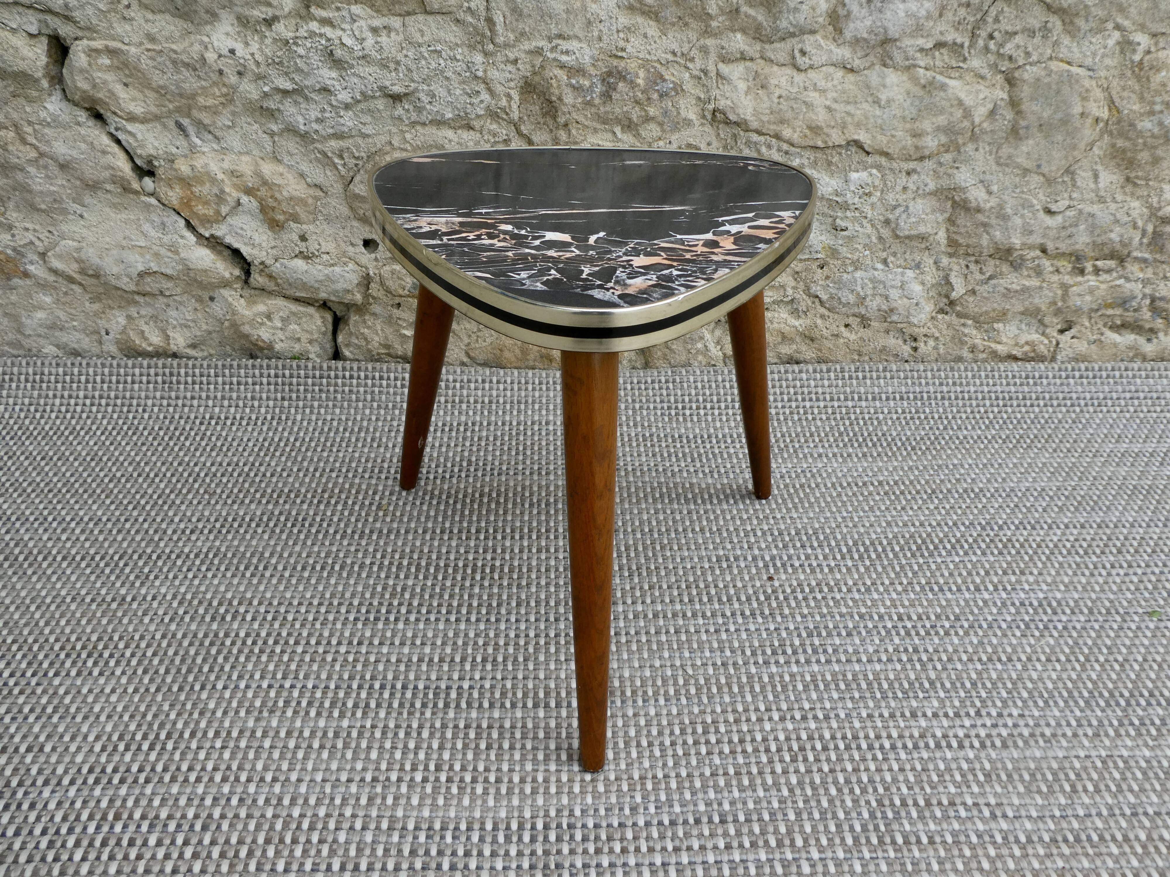 Wooden tripod plant holder and Formica imitating marble, 60s