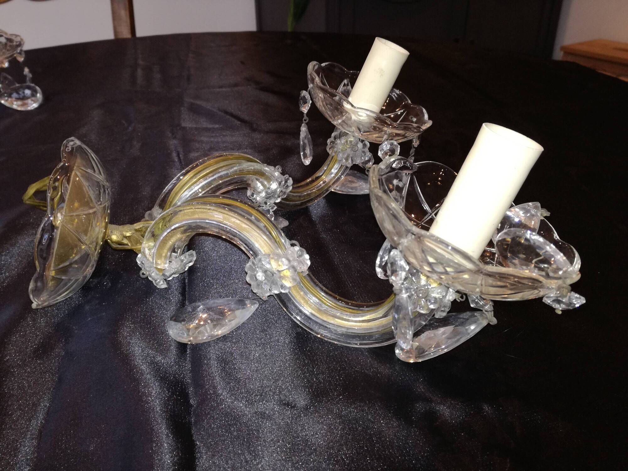 Two sconces 2 glass lights and crystal stamps