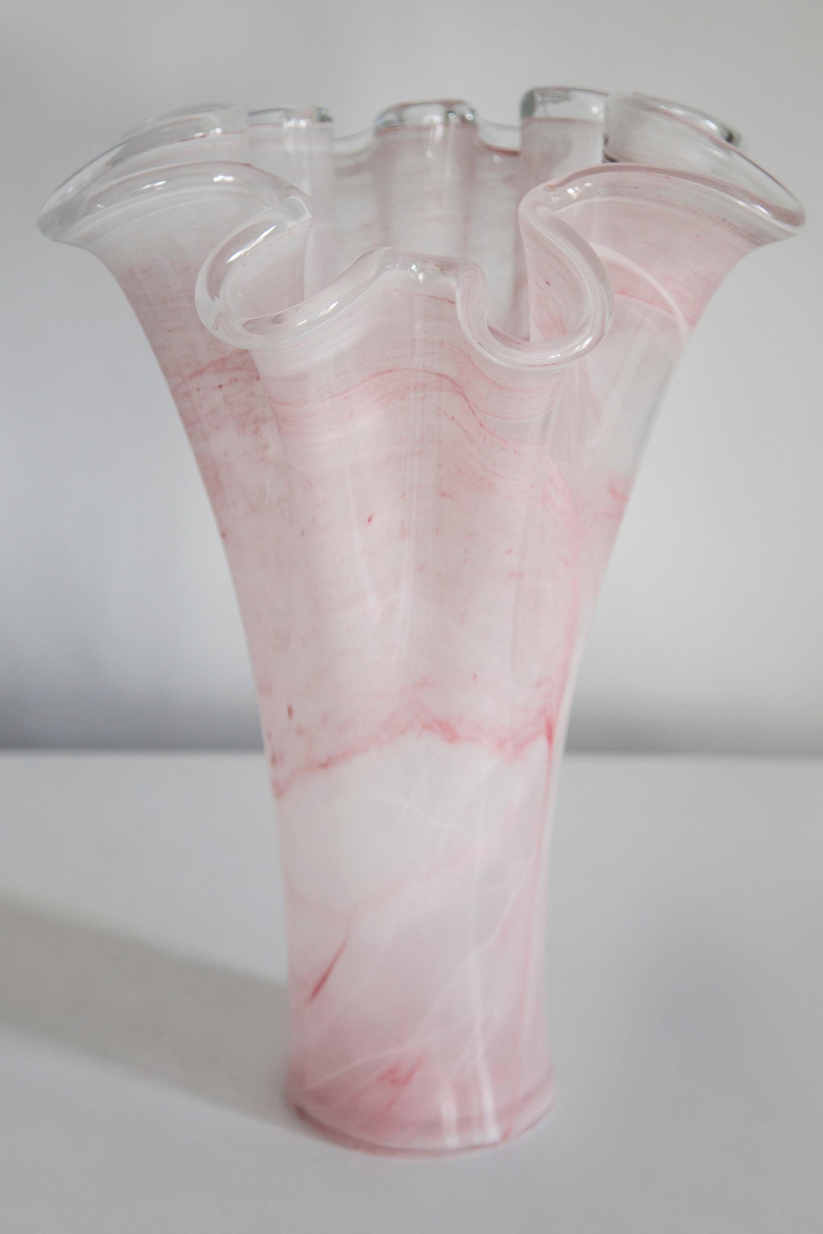 Vintage light pink baby vase mid-century in thick Murano glass, Italy, 2000s.