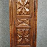 Antique solid wood wardrobe / bonnetière – Geometric design – H 208 cm